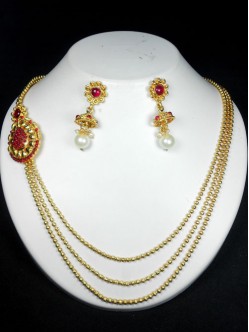 Exclusive Polki Set